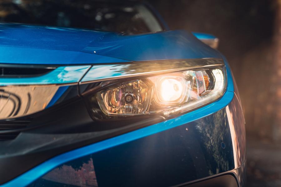 Детали экстерьера Honda Civic Sedan (FC) 2018 года  (UK) (фото 59 из 94)